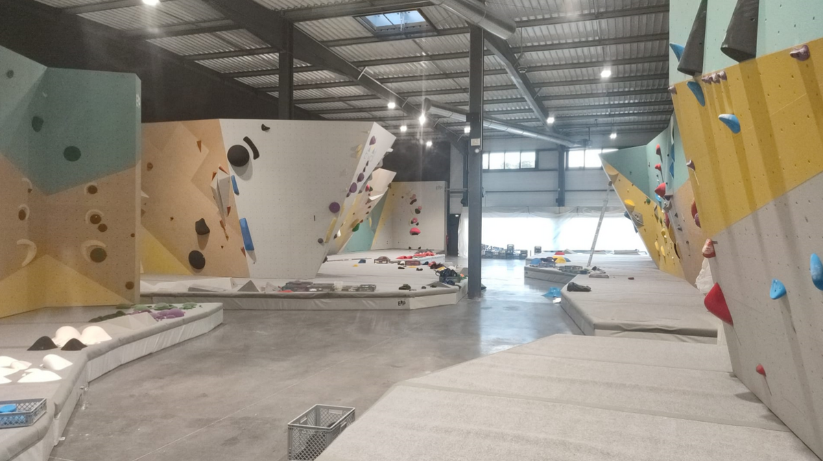 B'wall | EP Climbing