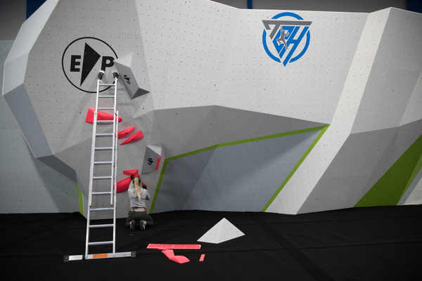 Route Setting Ep Climbing Entre Prises